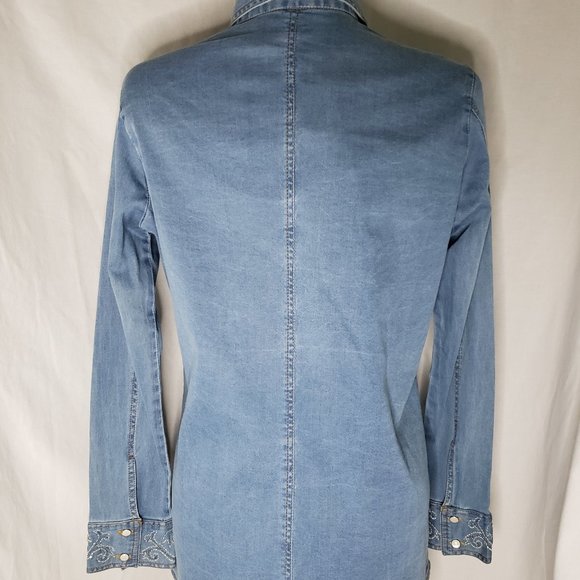 Vintage Collection Cowgirl Denim Button Down Shirt - Picture 2 of 7